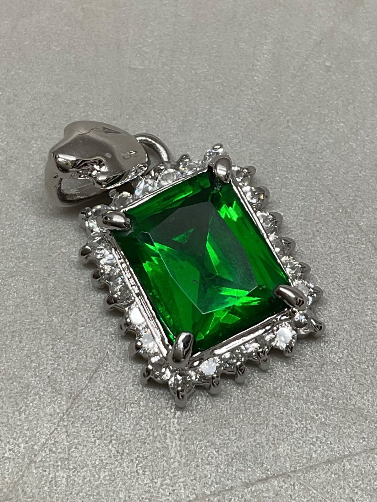 SN814 エメラルド? ダイヤ 指輪 ペンダントトップ 2点セット リング