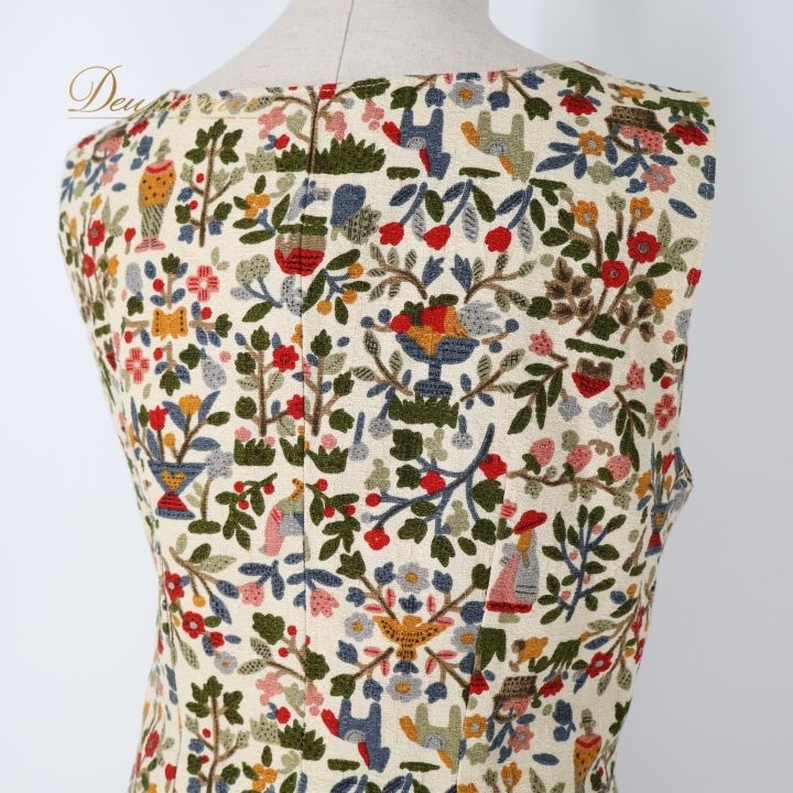 フォークダンス 衣装 ベスト スカート セット クリーム系 花柄 総柄 鳥