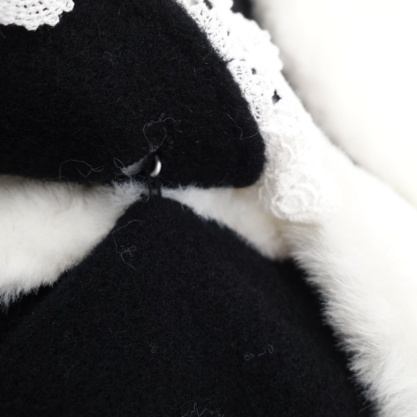 BABY,THE STARS SHINE BRIGHTうさみみファーケープ Fサイズ 黒