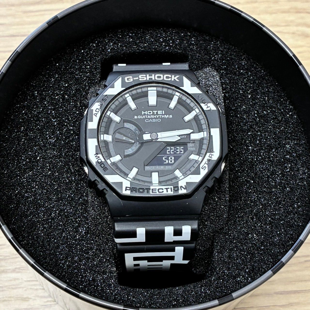 Y0202]【現状品】稼働品 カシオ G-SHOCK 布袋寅泰コラボ GA-2100HT 