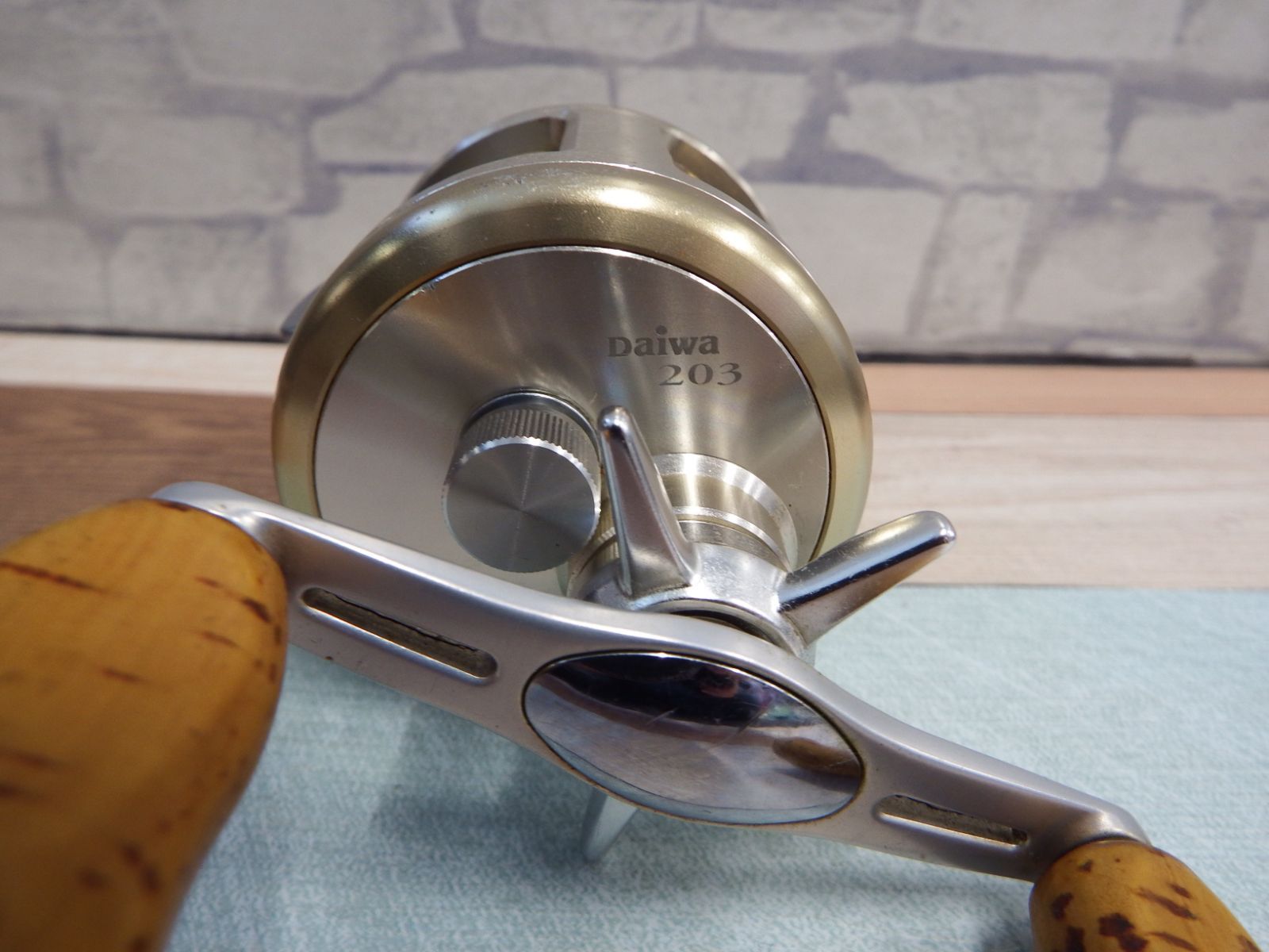 S0205】ダイワ ミリオネア CV-Z 203 ベイトキャストリール DAIWA③