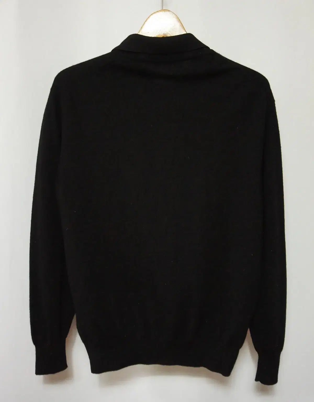 Ermenegildo Zegna（エルメネジルド ゼニア） ブラック カラーニット