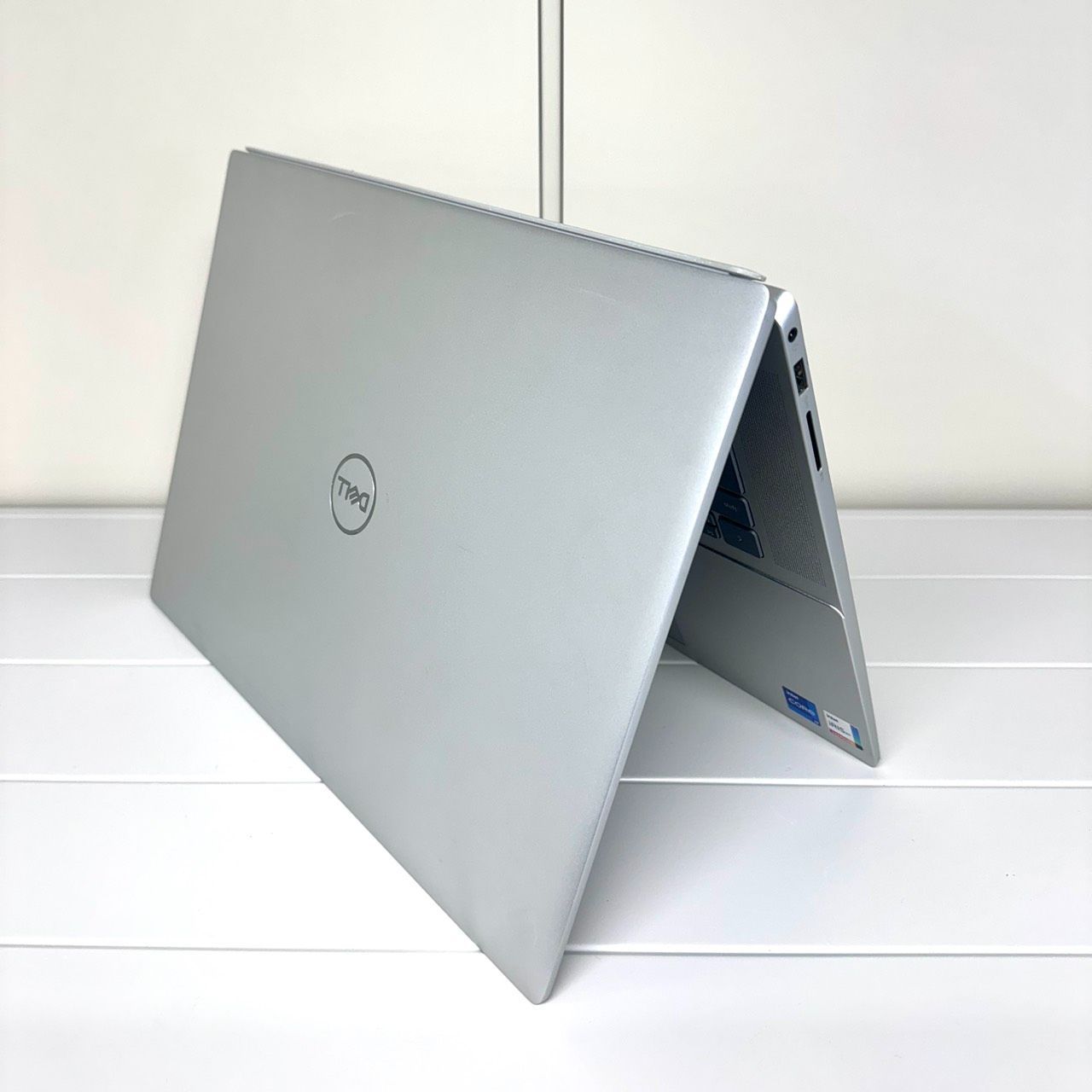 DELL inspiron 16 5620 Core i7-1255U 1.70GHz 12世代 メモリ 16GB SSD