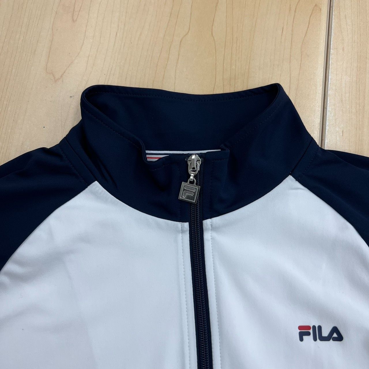 FILA フィラ トップス ジップアップ ブルゾン ホワイト×ネイビー M 