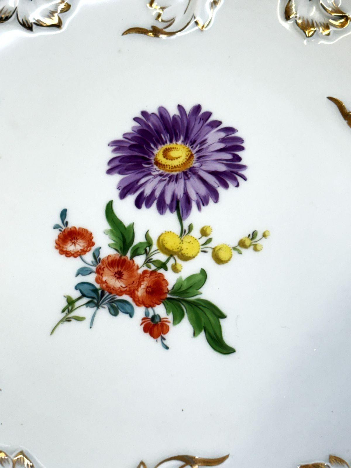 Meissen ・マイセン】グランツゴールド レリーフ フラワーブーケ 5つ花