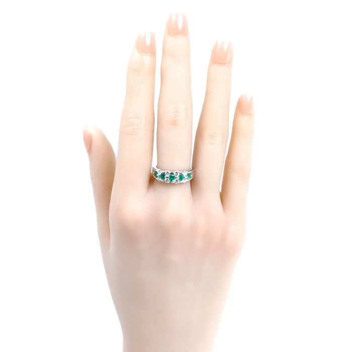 美品 Pt900 プラチナ リング 指輪 エメラルド 1.05ct ダイヤ 0.06ct