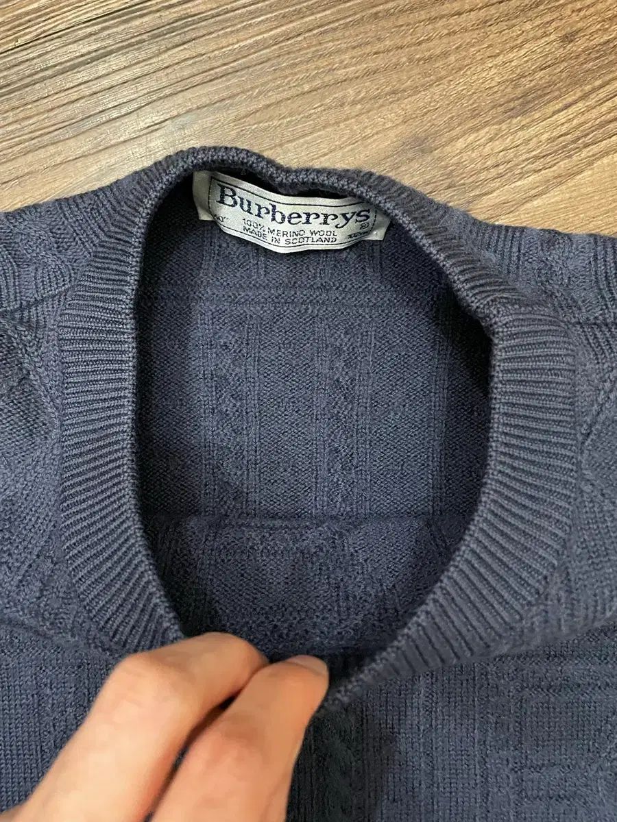 唯一実物) 90s バーバリー メリノウール 刺繍 ロゴ ケーブル ニット