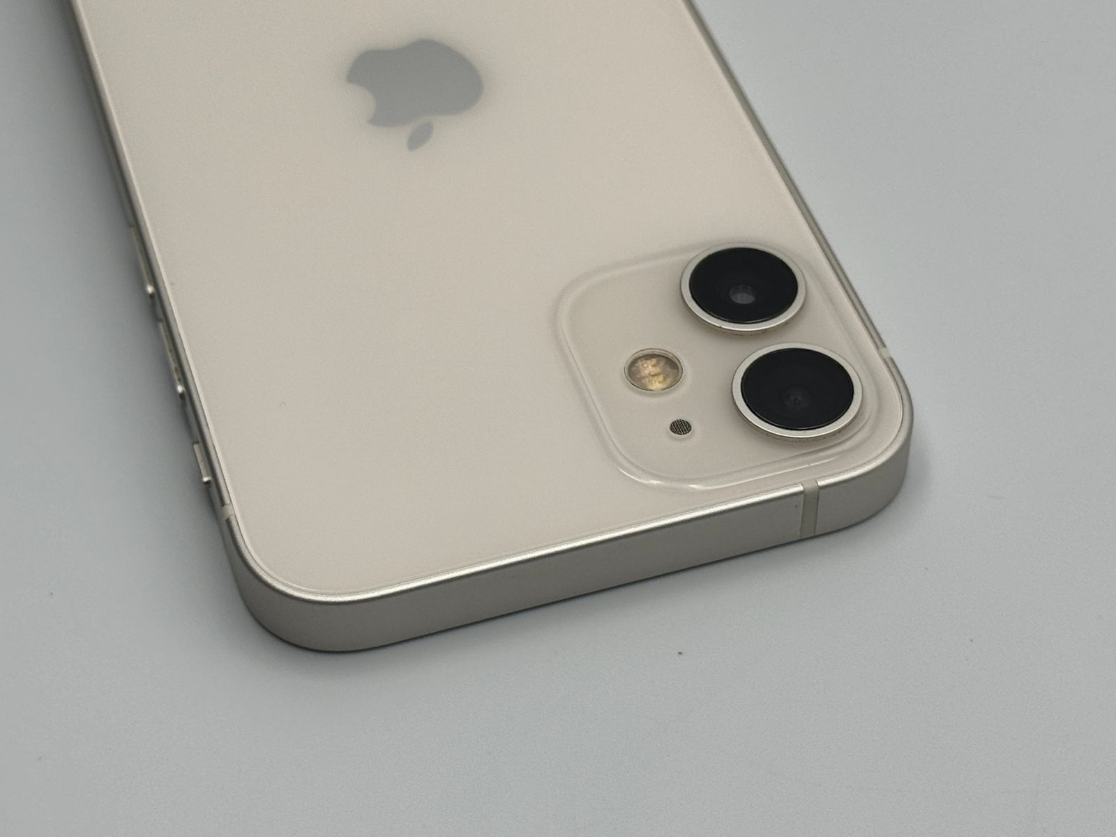 BiPhone 12 mini 64GB ホワイト バッテリー84% SIMフリー iPhone 12 
