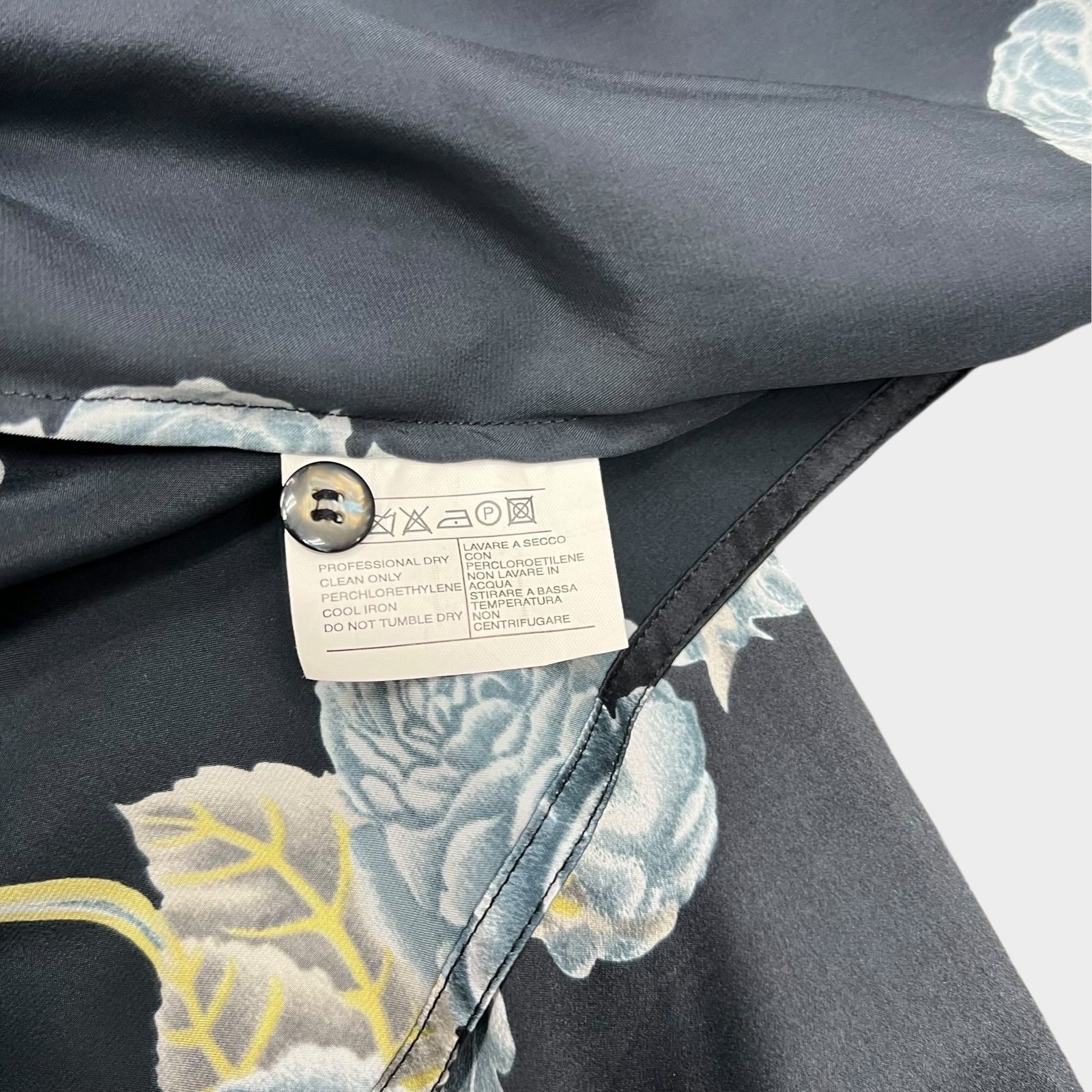 サルヴァトーレフェラガモ シルク100% 長袖ブラウス シルクシャツ