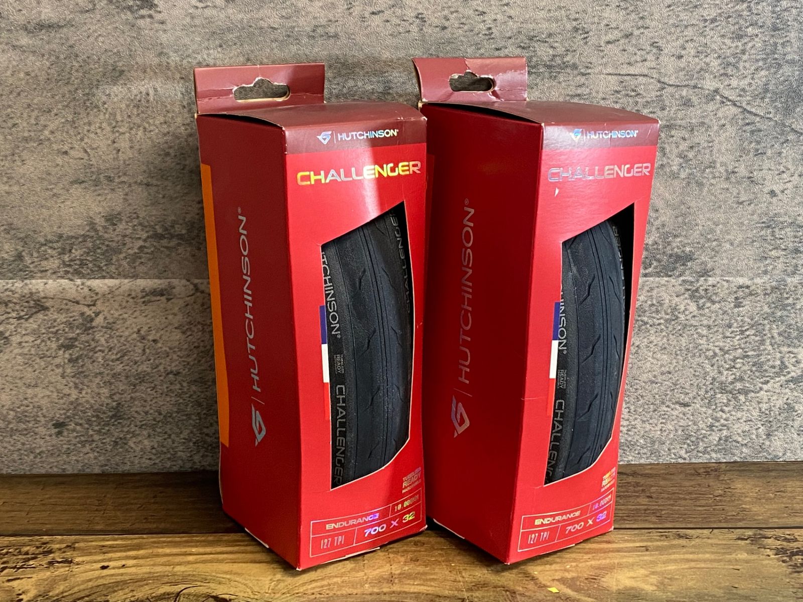 JT726 ハッチンソン HUTCHINSON チャレンジャー CHALLENGER タイヤ