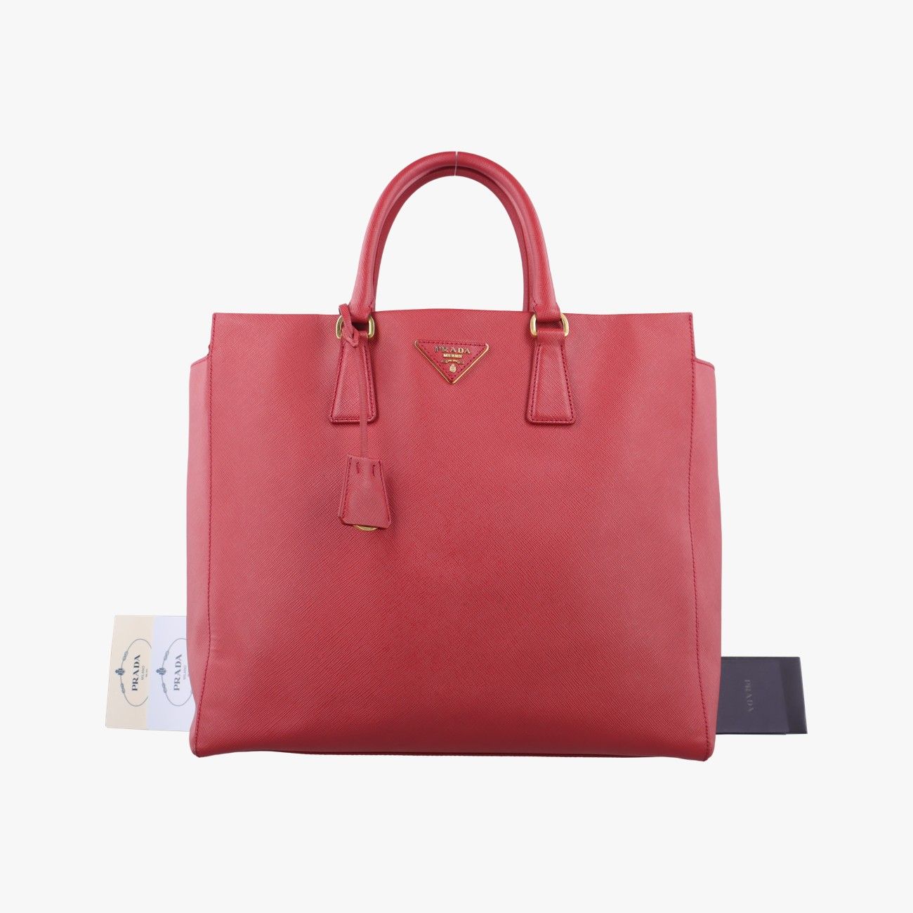 プラダPrada三角ロゴ レッド サフィアーノレザー 208 - メルカリ