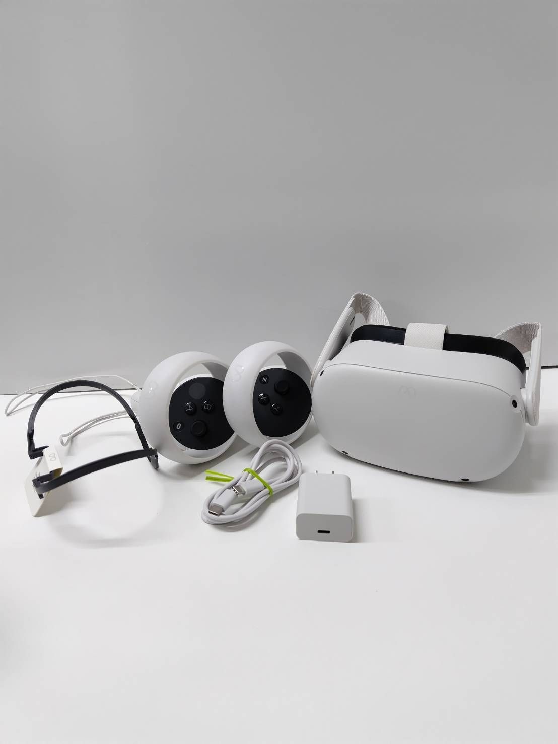 Quest 64GB 0 Oculus KW49CM VR All-In-One Headset Virtual Meta