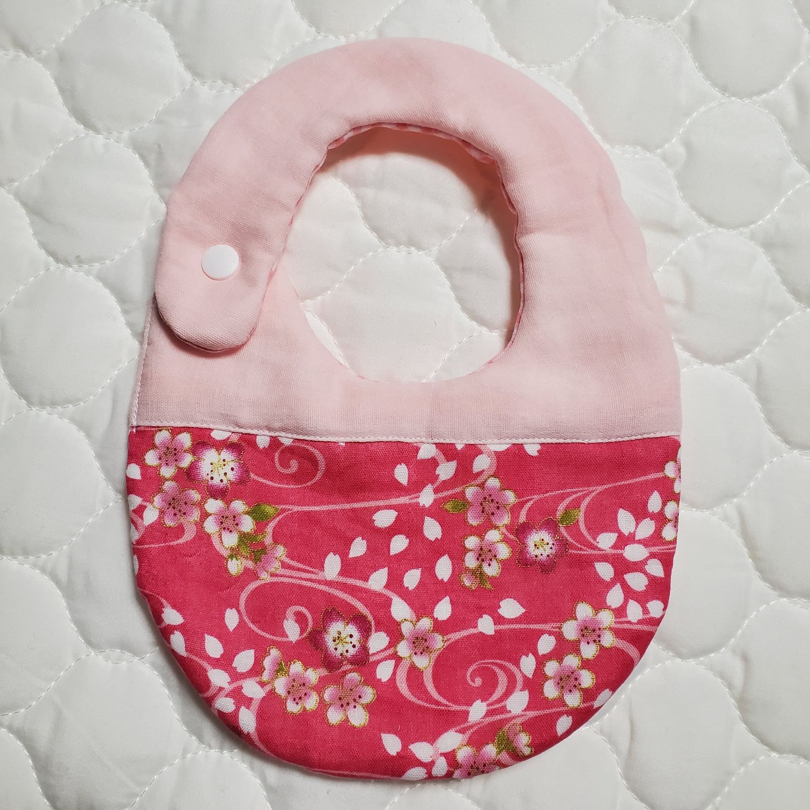 タオルを挟んだ厚手のふわふわスタイ 切り替えありタイプ ひなまつり