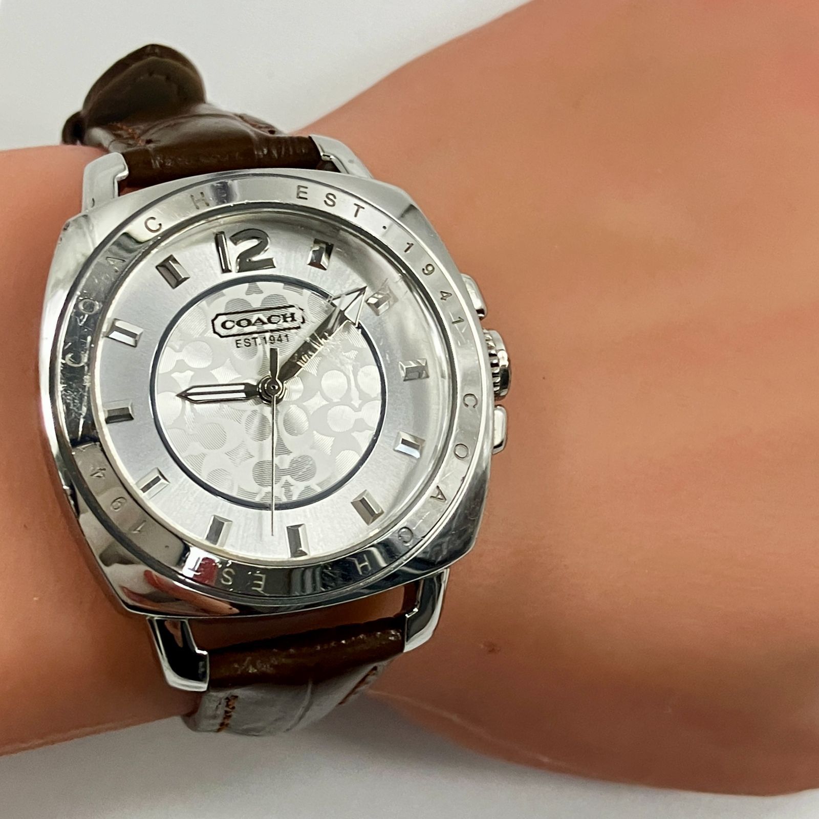 中古】COACH コーチ 腕時計 CA.64.7.14.0606 シグネチャー シルバー