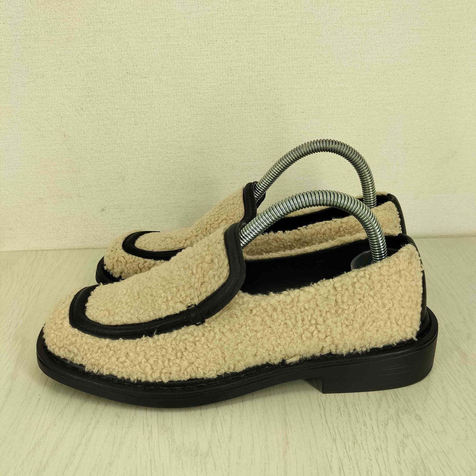 チャールズアンドキース CHARLES&KEITH 23AW Rosalie ロザリー 