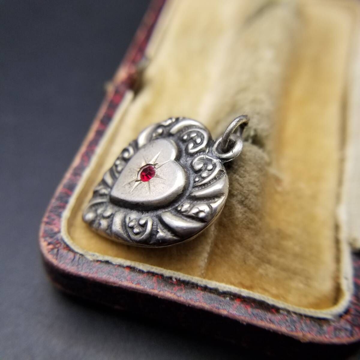 WWII期 ヴィンテージ スウィートハートジュエリー アールヌーヴォー