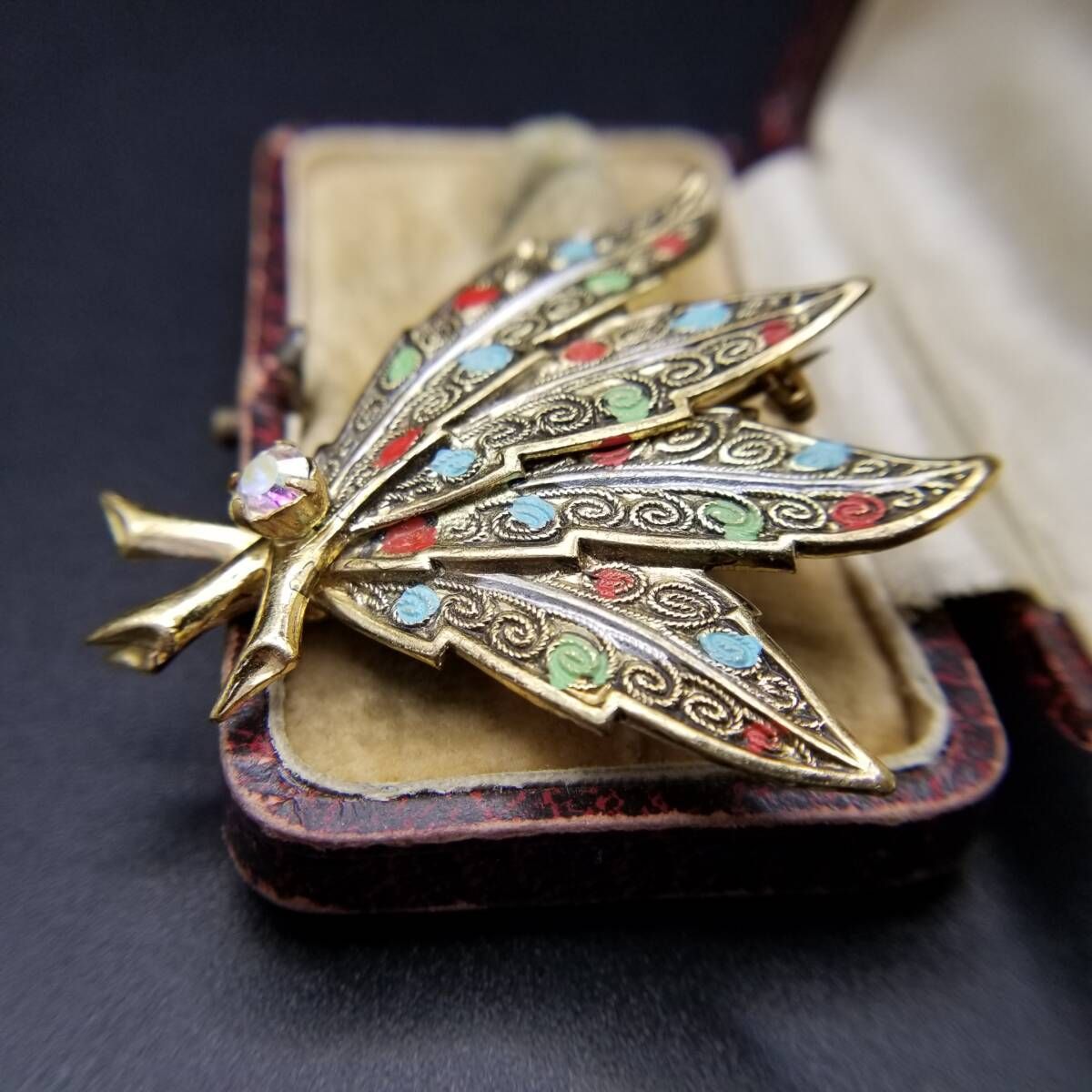 西ドイツ ヴィンテージ 鮮やかな葉 細かな装飾 リーフ ブローチ レトロ