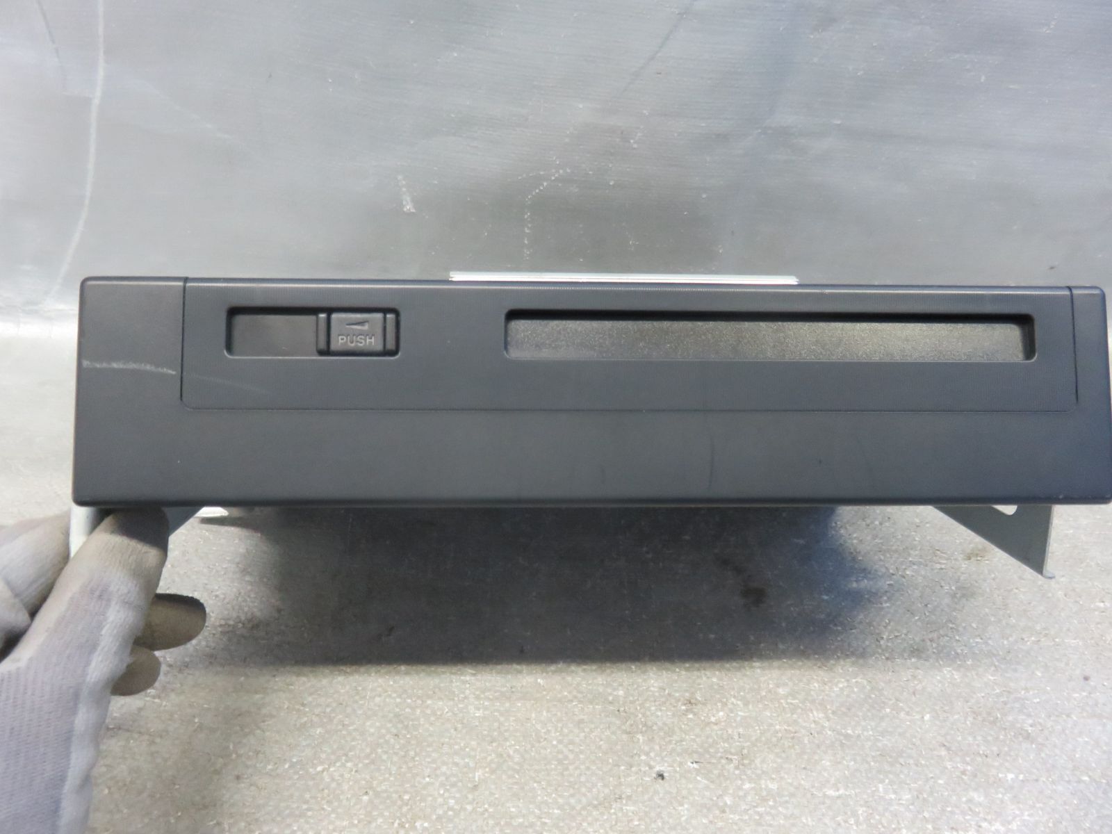 ☆STD8841/動作OK レクサス SC430 /UZZ40 前期 DVD ナビユニット/純正