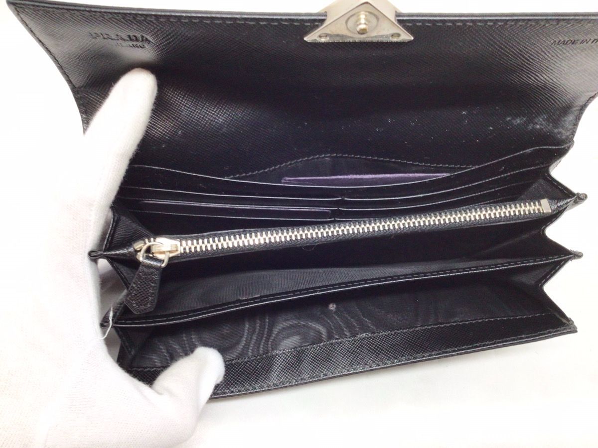 PRADA プラダ ナイロン 長財布 ブラック M-1828 - メルカリ