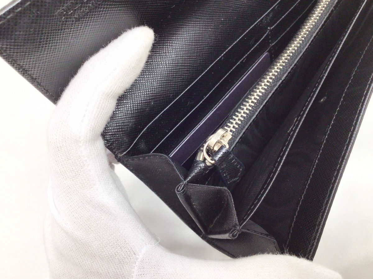 PRADA プラダ ナイロン 長財布 ブラック M-1828 - メルカリ