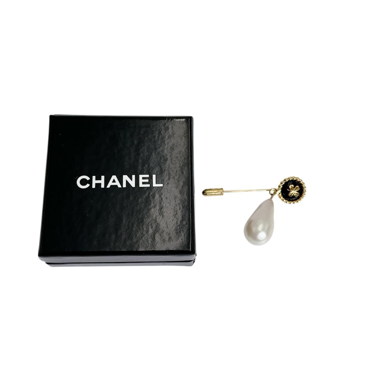 シャネル クローバー ピンブローチ ドロップパール ブローチ CHANEL