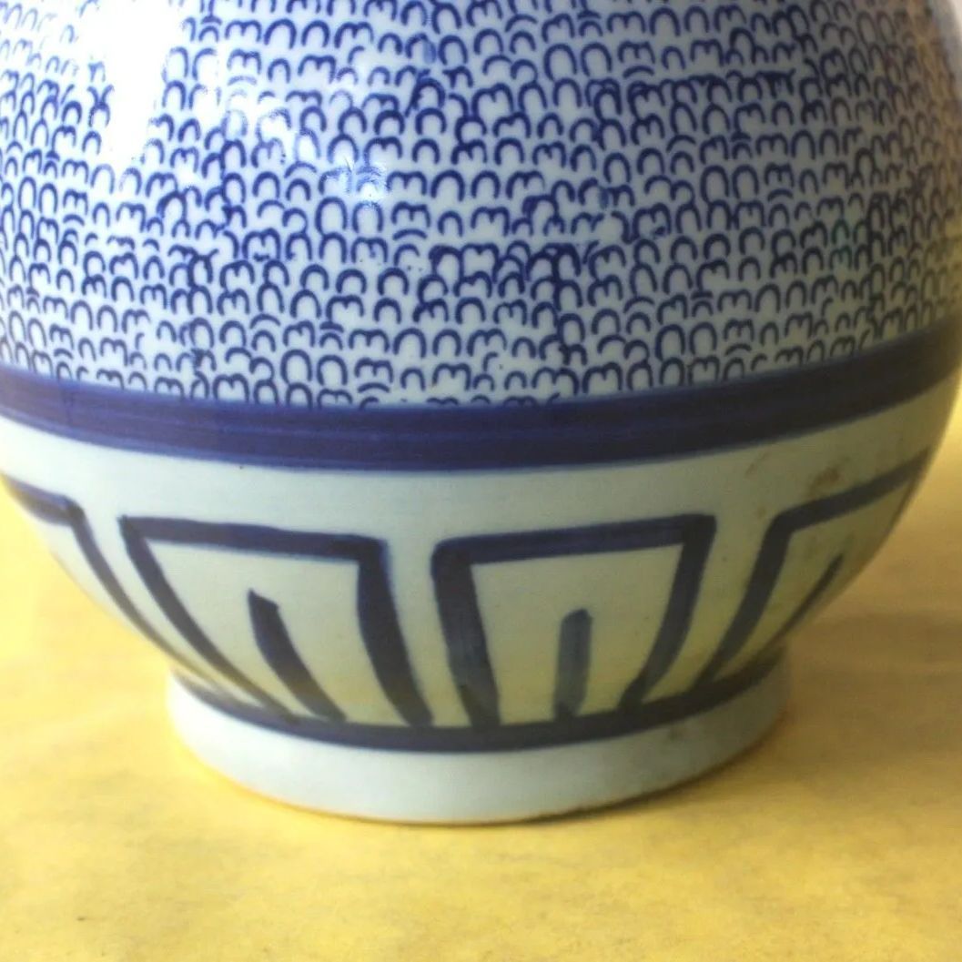 古伊万里 染付 微塵唐草文（みじんからくさもん） 大徳利 とっくり 酒