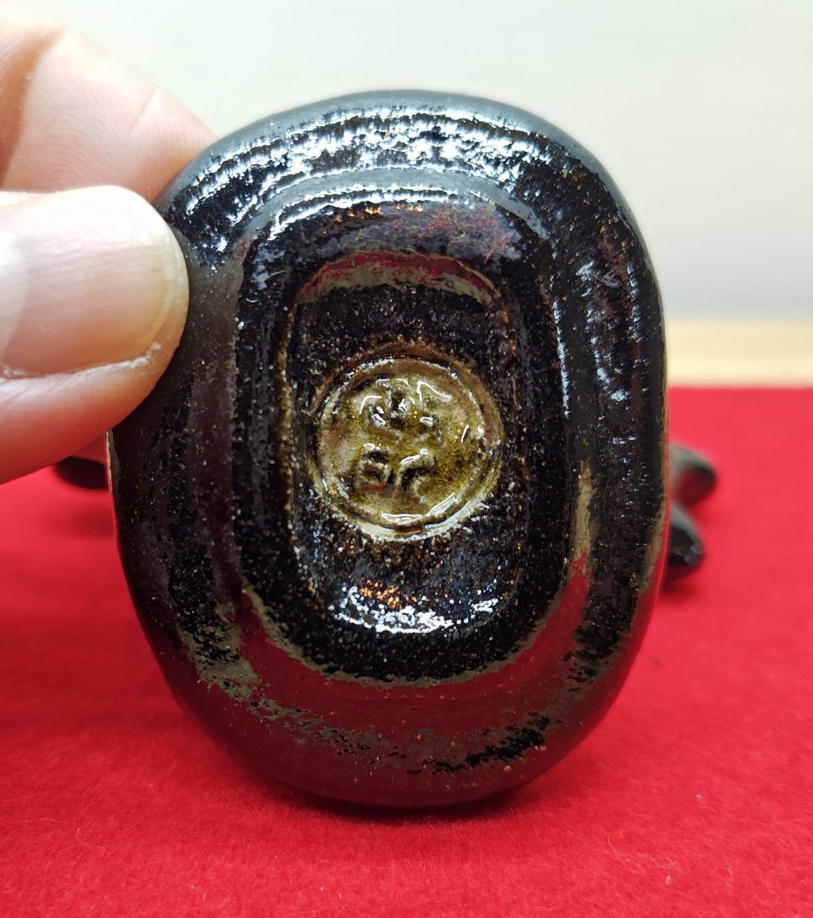 逢絢亭・中古品】茶道具 香合 楽焼 黒楽 亀香合 政所窯 永興明道 後藤