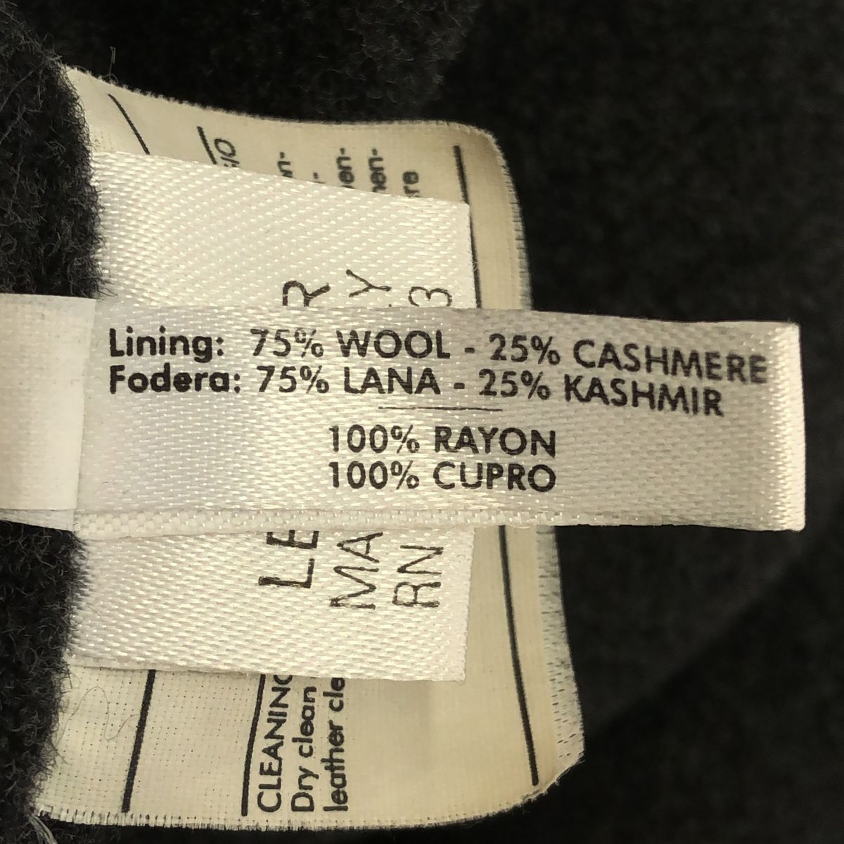 Salvatore Ferragamo サルヴァトーレフェラガモ オールレザーロング