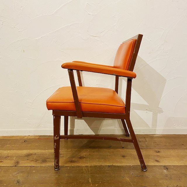 アメリカ ヴィンテージ チェア アームチェア スタッキング ミッド