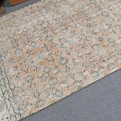 トルコヴィンテージラグ フローラル くすみレッド 草木柄 - メルカリ