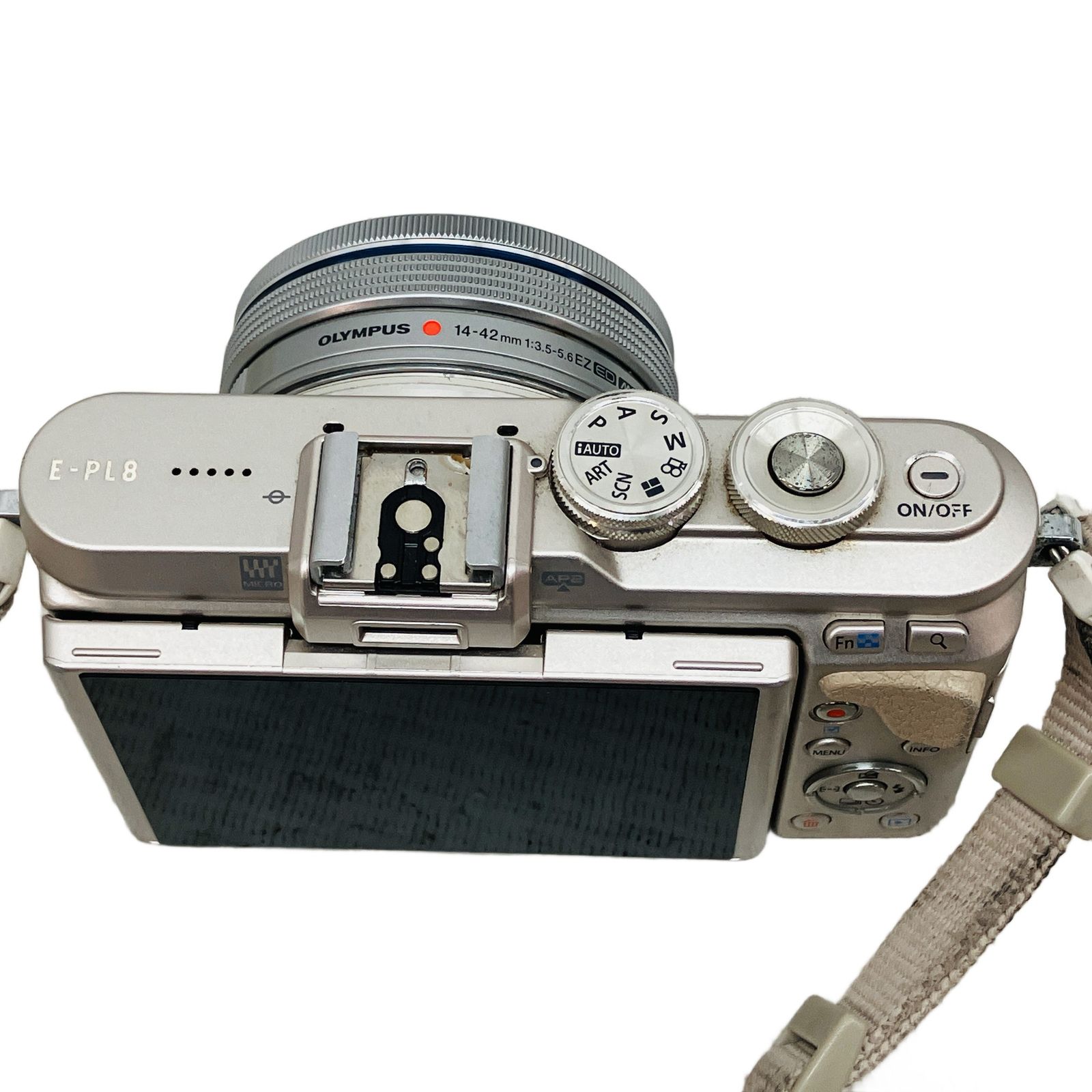 OLYMPUS PEN E-PL8 M.ZUIKO DIGITAL 14-42mm F3.5-5.6 カメラ 自撮り