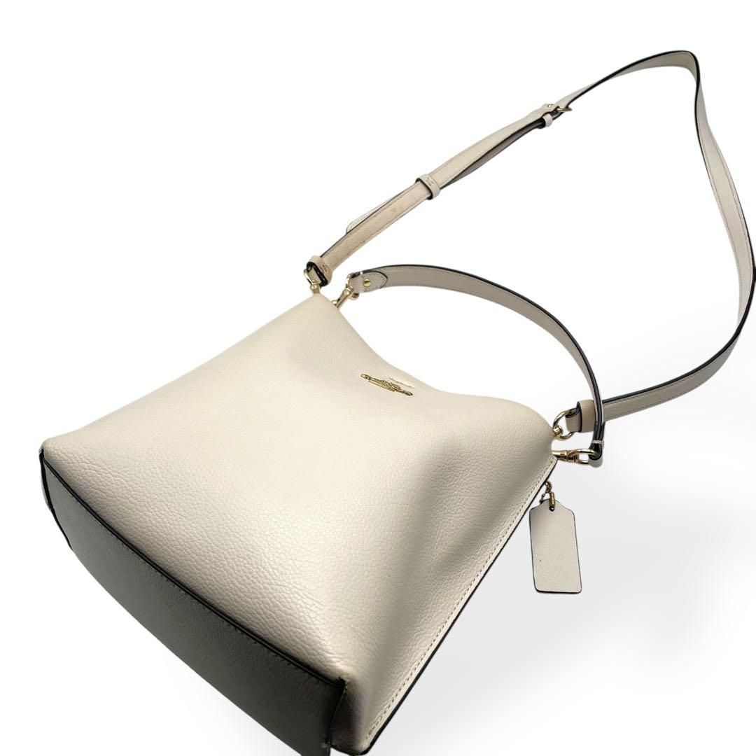 極美品 コーチ モリー バケットバッグ 22 2way レザー ショルダー 水色 美品 COACH コーチ 2way ショルダーバッグ モリーバケットバッグ22