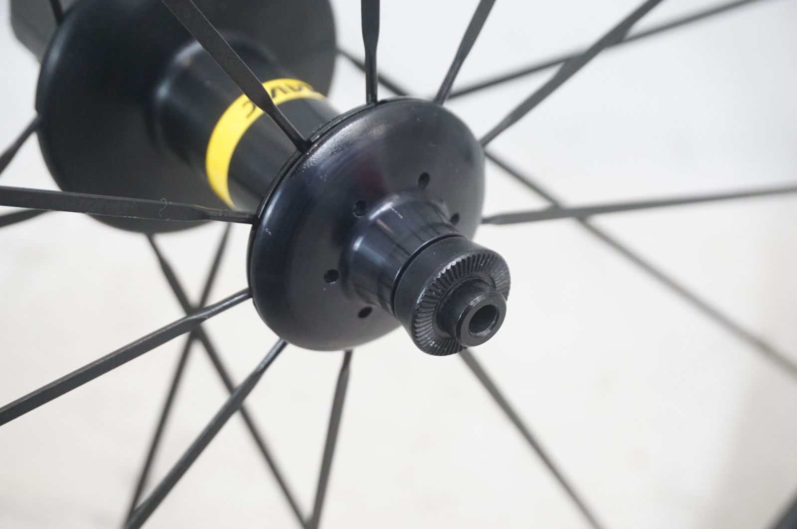 MAVIC 「マヴィック」 COSMIC CARBONE 40 ELITE ホイールセット