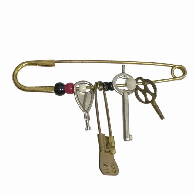 アンダーカバー UNDERCOVER 25AW decorative safety pin アンティーク