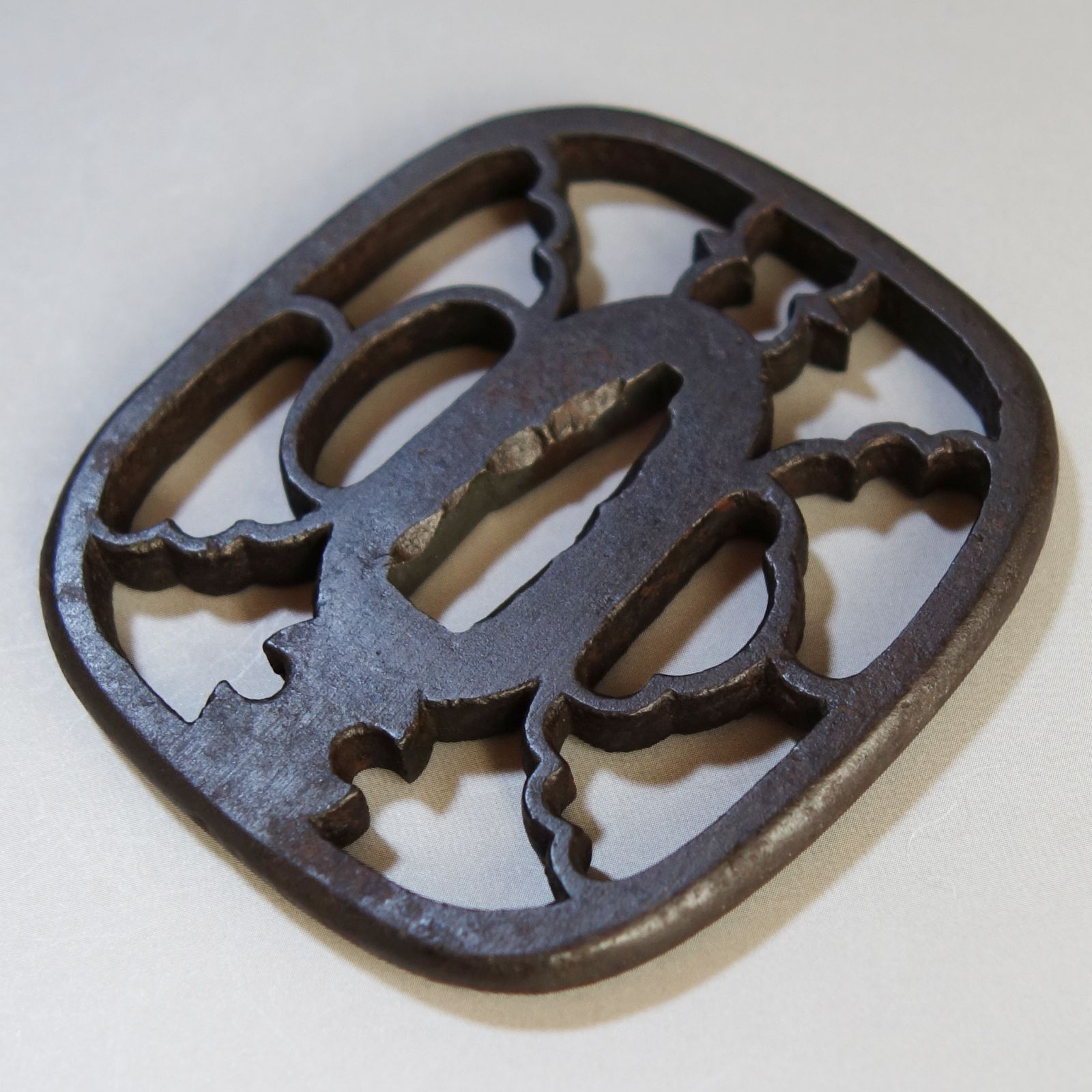 骨董逸品【尾張 雁金分銅透鍔 鉄地】 日本刀 刀装具 鍔 鐔 武具 江戸