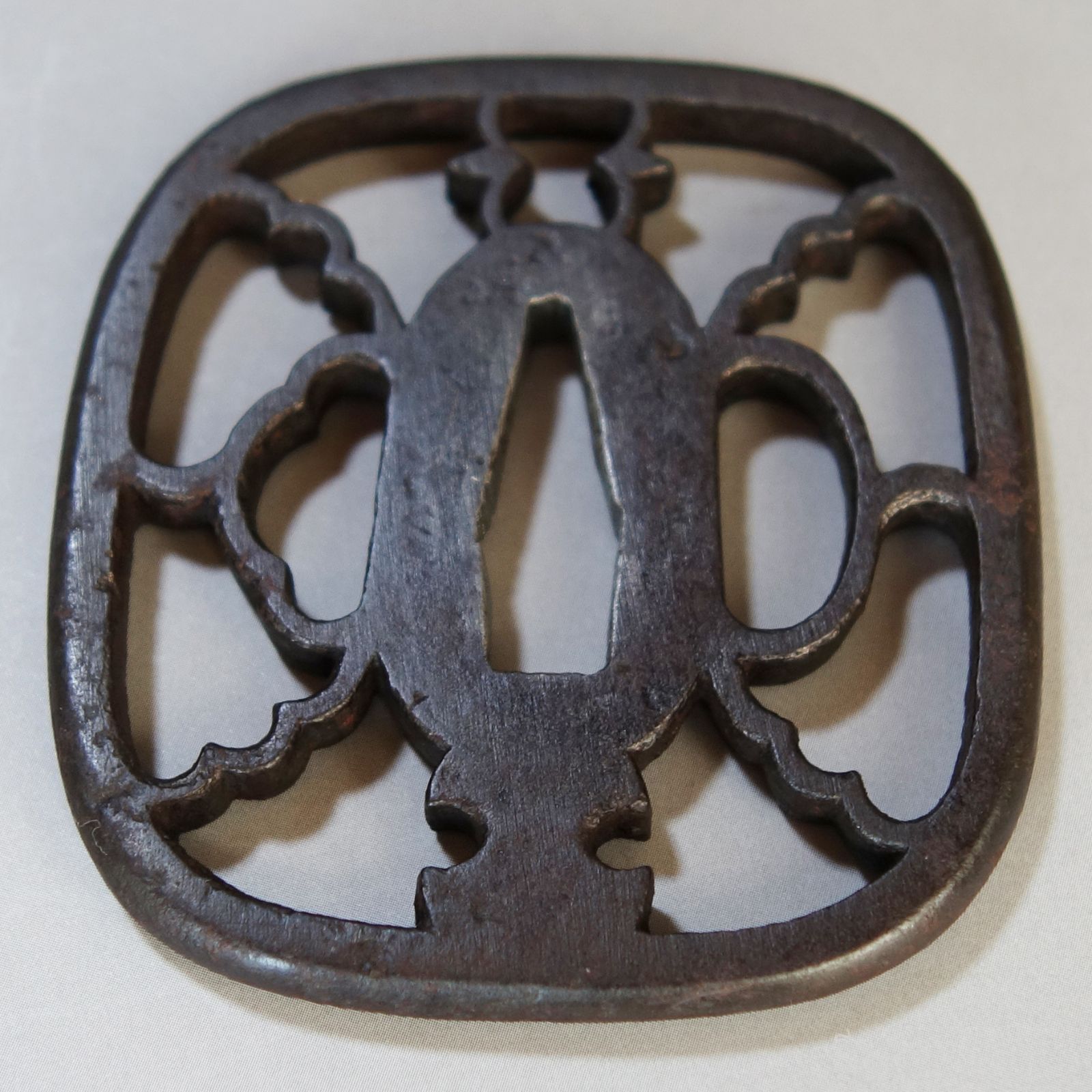 骨董逸品【尾張 雁金分銅透鍔 鉄地】 日本刀 刀装具 鍔 鐔 武具 江戸