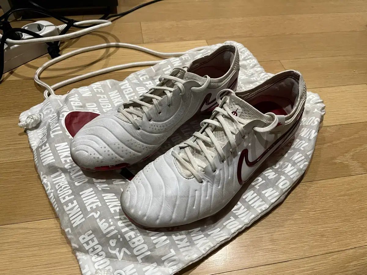 NIKE ナイキ ティエンポ レジェンド 10 ナイキ ティエンポ レジェンド 