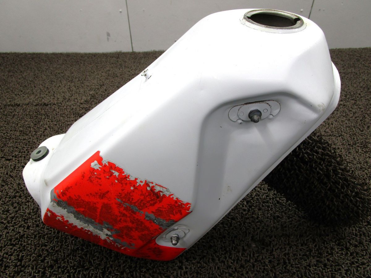 CRM250R ガソリンタンク □R577！MD24 ホンダ 【 MD24E 】 キャブ車 
