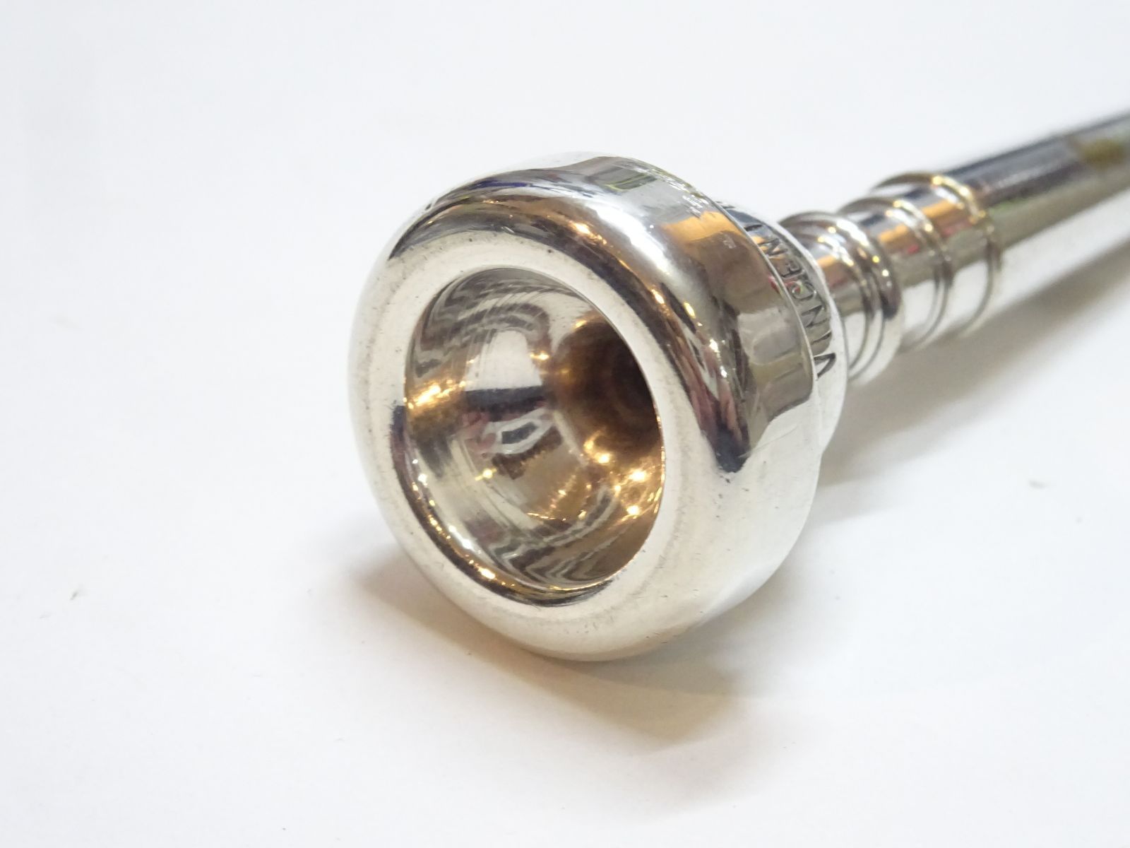 Bach バック トランペット用マウスピース CORP. 1-1/2C ニアピリオド