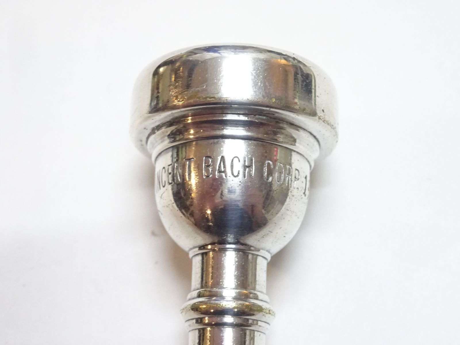 Bach バック トランペット用マウスピース CORP. 1-1/2C ニアピリオド