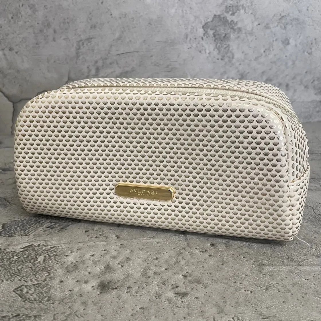 新品未使用 BVLGARI ブルガリ マルチポーチ 大容量 ゴールド金具