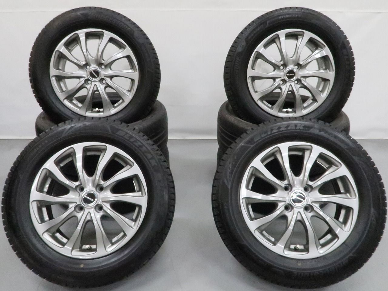 アクア ノート フィットクロスター MAZDA2 等 4本 社外 15インチ 5.5J+