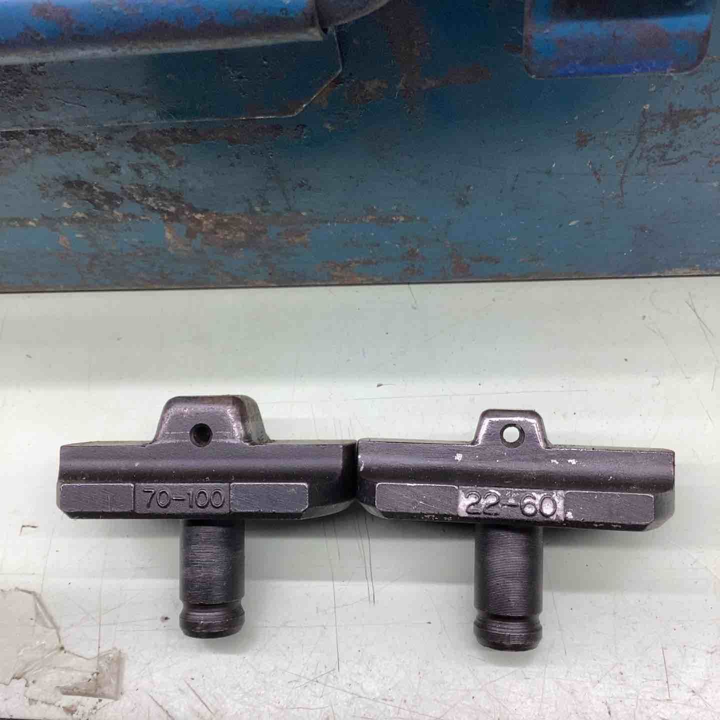 イズミ 圧着ヘッド