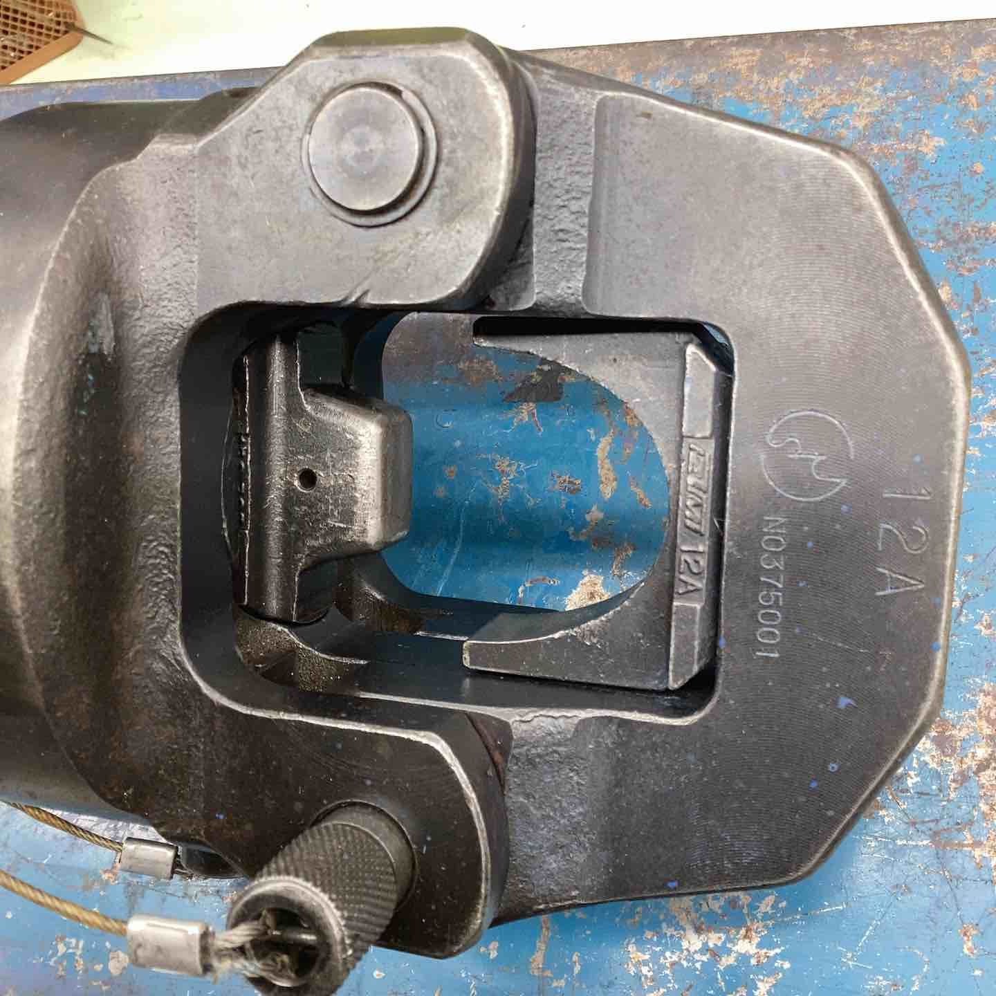 圧着ヘッド 12号A