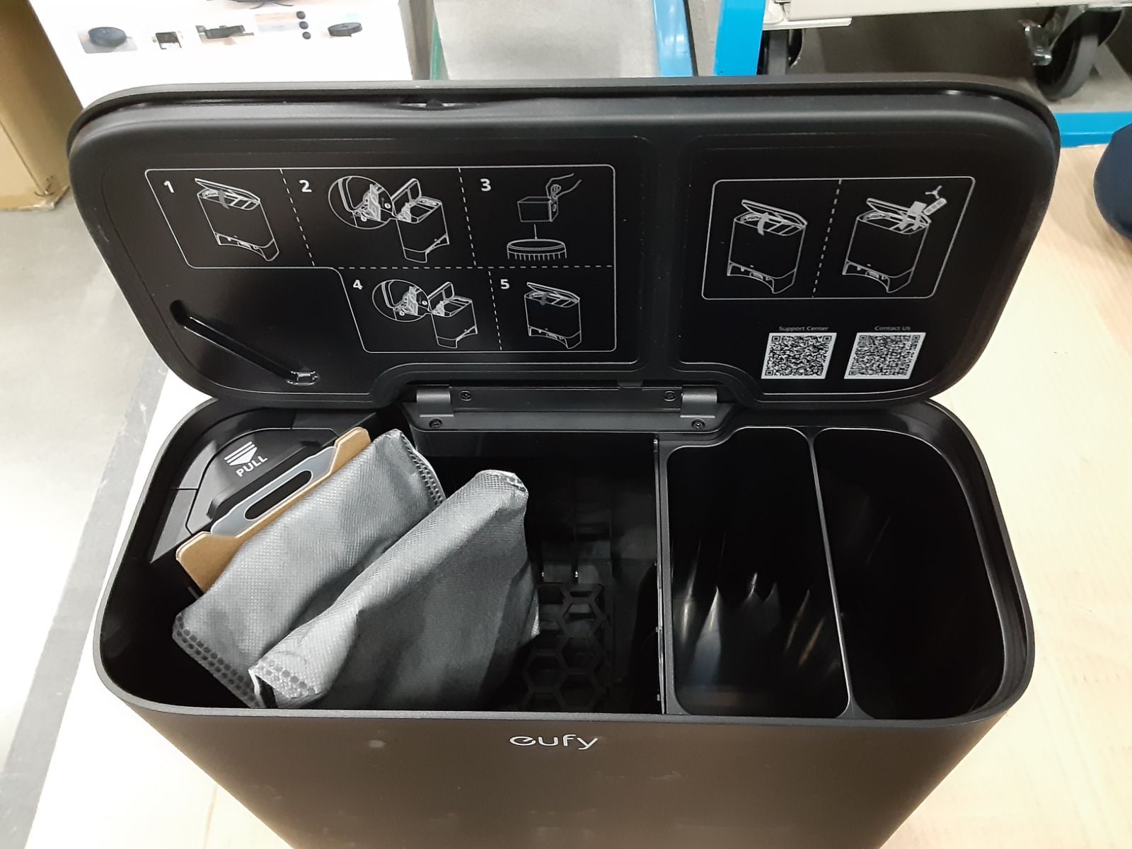 ☆通電確認済み/ジャンク☆ Anker Eufy cleanG40 Hybirid＋ ロボット
