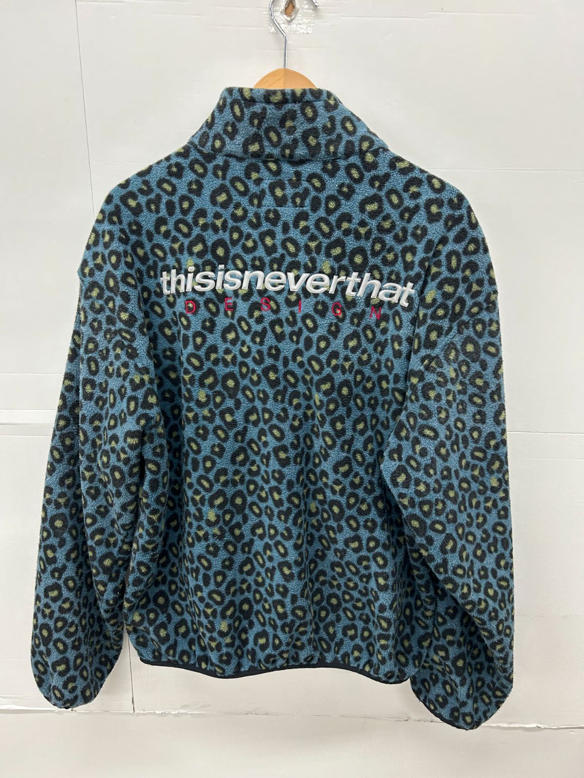 中古 使用感有 ディスイズネバーザット レオパード柄 フリース 