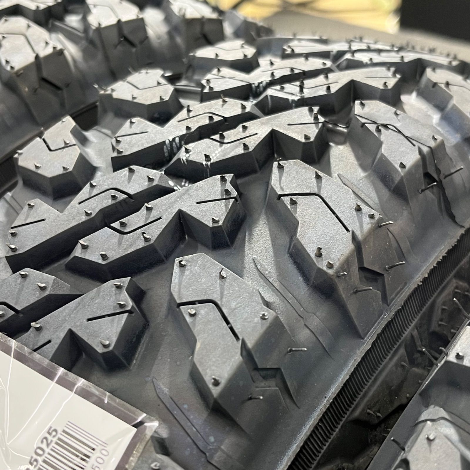 26年製 新品タイヤ 145/80R12 80/78N LT ヨコハマ ジオランダーM/T