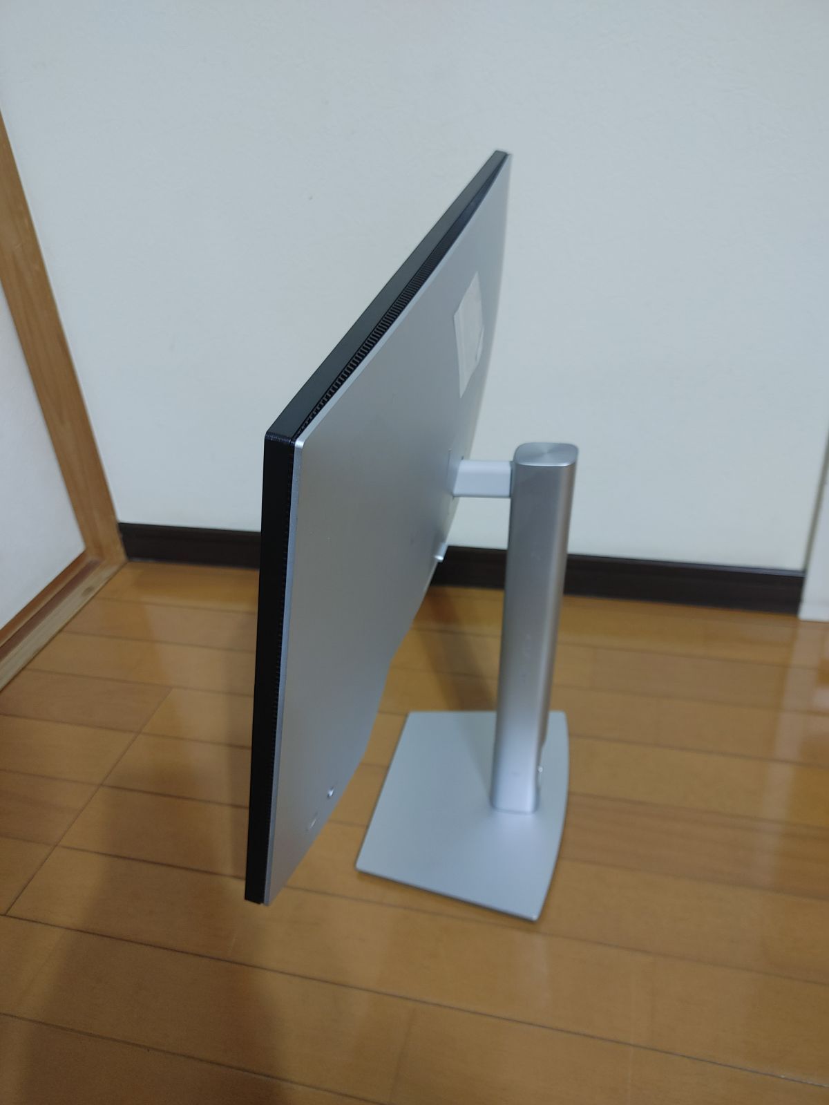 SALE】DELL U2421E 24.1インチ IPSパネル（送料無料） Dell U2421E