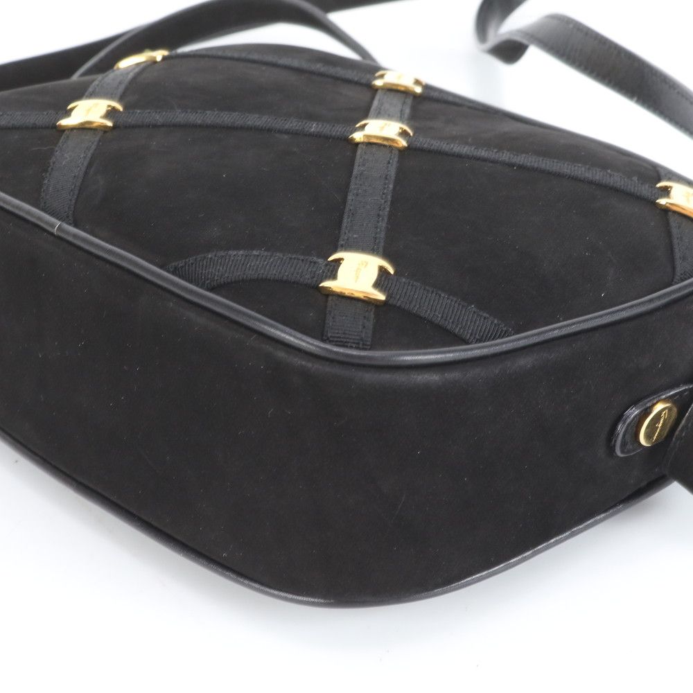 美品✨サルヴァトーレ フェラガモ ヴァラ リザード ショルダーバッグ ブラック 極美品 サルヴァトーレフェラガモ ヴァラ レザー ショルダーバッグ