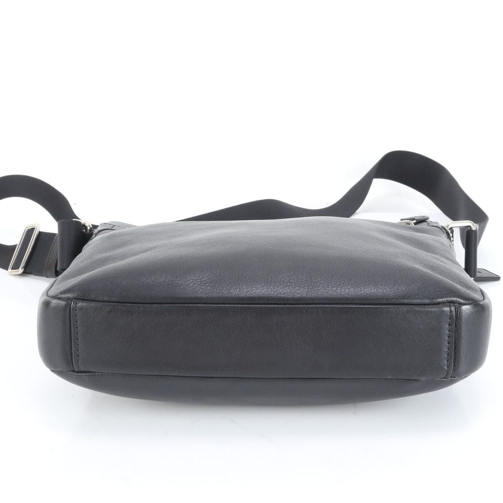 極美品 コーチ レザー ショルダーバッグ 斜め掛け メッセンジャー